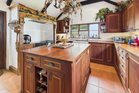 3 bedroom end of terrace house for sale, Lower Drift, Penzance, TR19 6AA
