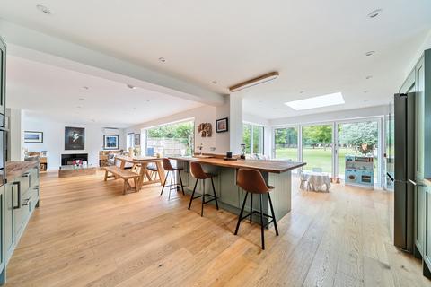4 bedroom detached house for sale, New Lane, Sutton Green, Guildford, Surrey, GU4