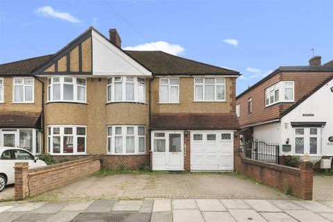 5 bedroom semi-detached house for sale, Cheyne Avenue, Twickenham TW2