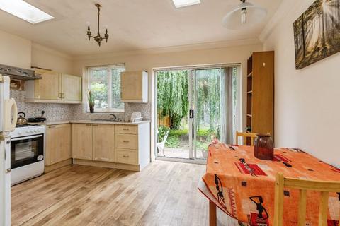 3 bedroom terraced house for sale, Long Lane, London