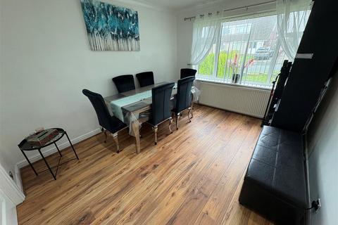 3 bedroom detached house for sale, Dalecroft Rise, Allerton, Bradford