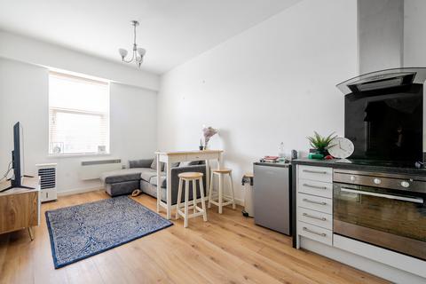 1 bedroom flat for sale, Millbrook Road East, Southampton, Hampshire, SO15