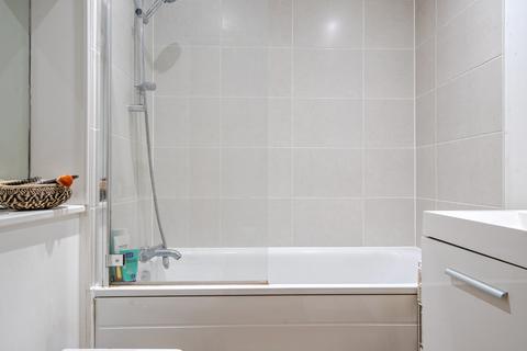 1 bedroom flat for sale, Millbrook Road East, Southampton, Hampshire, SO15