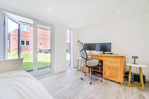 undefined, Cascade Way, Farnham, Surrey
