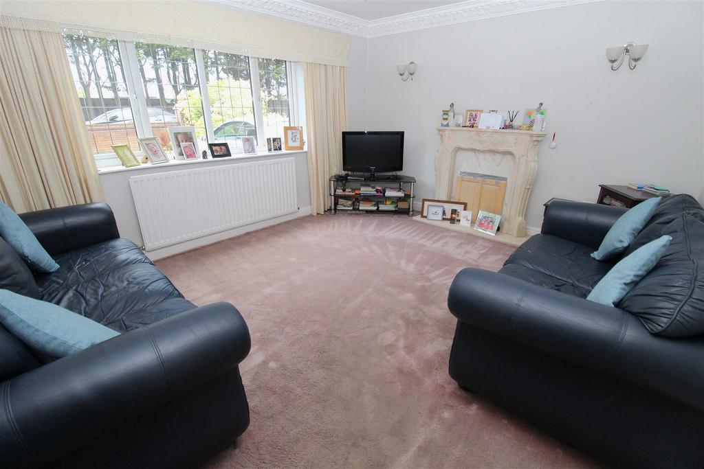 Front Sitting Room