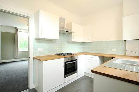 2 bedroom terraced house for sale, Troy Road, Morley, LS27