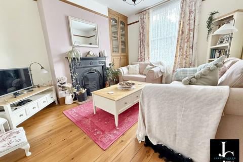 3 bedroom terraced house for sale, Church Street, Telford TF7