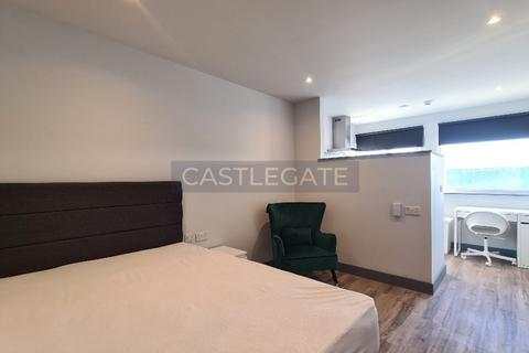 Studio to rent, Renaissance Works, New Street, Huddersfield, HD1 2AT