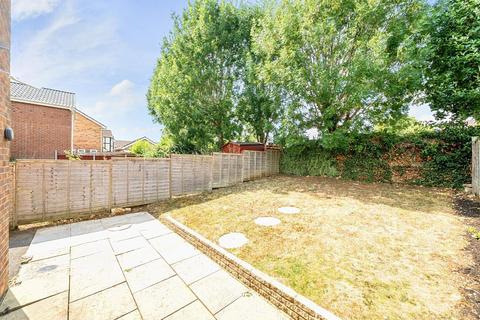 25 Abbots Way, Sherborne, DT9 6DU