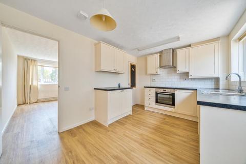 25 Abbots Way, Sherborne, DT9 6DU