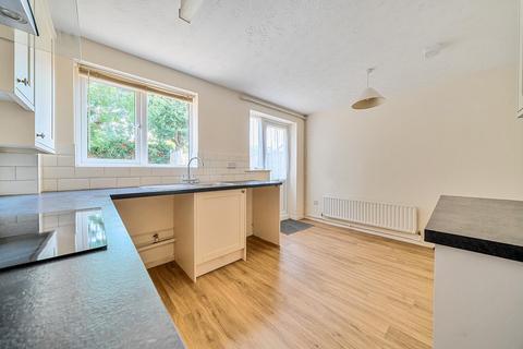 25 Abbots Way, Sherborne, DT9 6DU