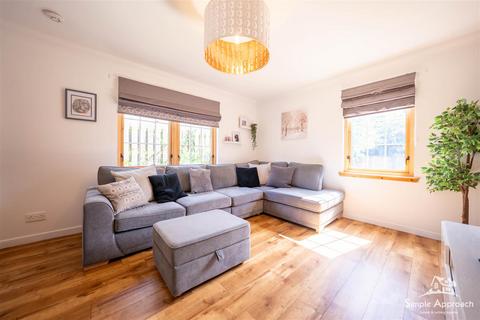 47 Brandywell Road, Abernethy, Parth, PH2 9GY