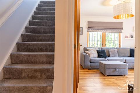 47 Brandywell Road, Abernethy, Parth, PH2 9GY