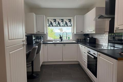 32 Brynamman Road, Lower Brynamman, Ammanford, SA18 1TP