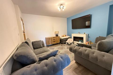 32 Brynamman Road, Lower Brynamman, Ammanford, SA18 1TP