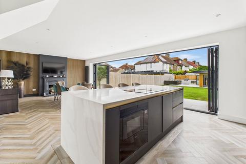 5 bedroom semi-detached house for sale, Brighton Road, Worthing, BN11 2HG