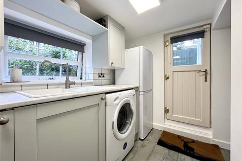 4 Primrose Bank, Greenfield, Oldham, OL3 7JP