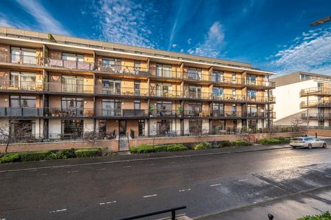 undefined, 12/7 Hopetoun Street, Edinburgh, EH7