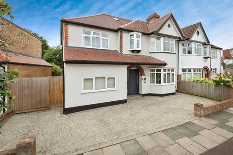 9 Tranmere Road, Twickenham, TW2 7JF