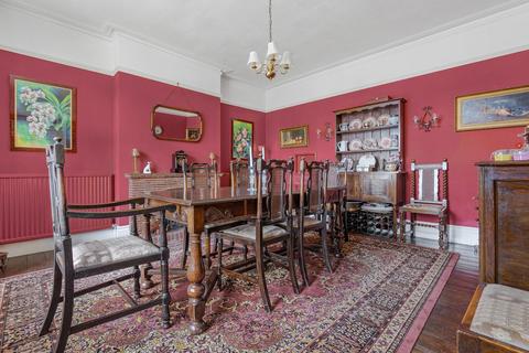 undefined, Station Crescent, Ashford, TW15