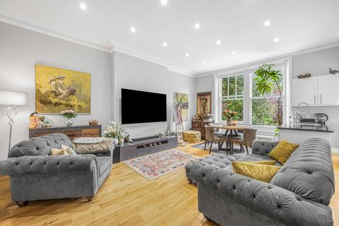 1 bedroom flat for sale, Canfield Gardens, South Hampstead, London
