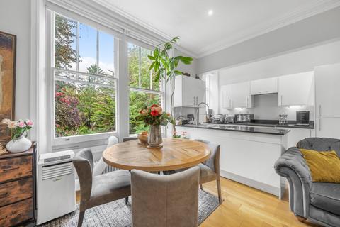 1 bedroom flat for sale, Canfield Gardens, South Hampstead, London
