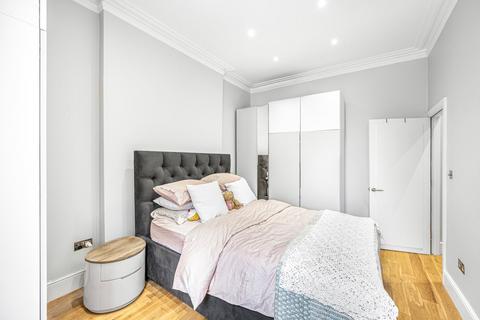 1 bedroom flat for sale, Canfield Gardens, South Hampstead, London