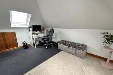 79 Woodfield Drive, East Barnet, Barnet, EN4 8PD