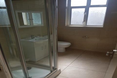4 bedroom apartment to rent, 5 Napier Road LONDON W14 8LQ