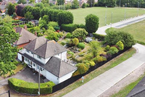4 bedroom detached house for sale, Walmley Road, Sutton Coldfield