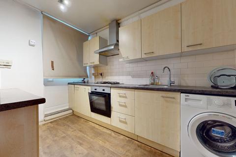 4 bedroom apartment to rent, 22 Munster Square LONDON NW1 3PH