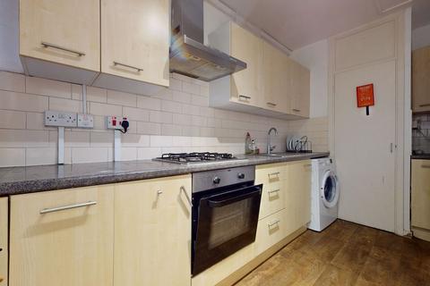 4 bedroom apartment to rent, 22 Munster Square LONDON NW1 3PH