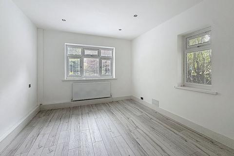 262 Birches Head Road, Stoke-on-trent, ST1 6NA