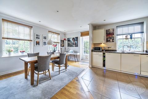 undefined, White Lion Gate, Cobham, Surrey, KT11