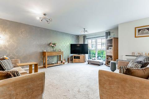 2 bedroom flat for sale, Kelvindale Court, Flat 0/3, Kelvindale, Glasgow, G12 0HA