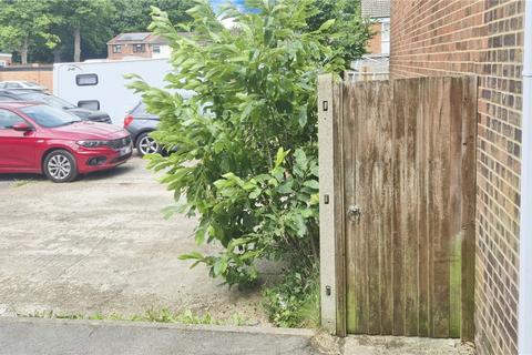 undefined, Fir Tree Grove, Kent ME5