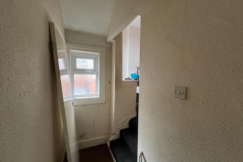 2 bedroom flat for sale, Flat 1, 440 Chester Road North, Sutton Coldfield, B73 6RG