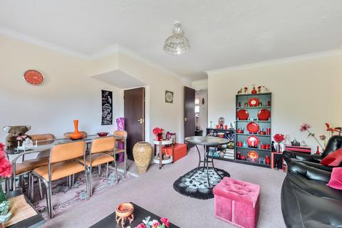 3 bedroom end of terrace house for sale, Eden Road, Southampton SO18
