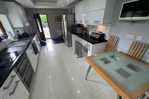 undefined, Beach Road, Porth Ceiriad, Cilan, Pwllheli