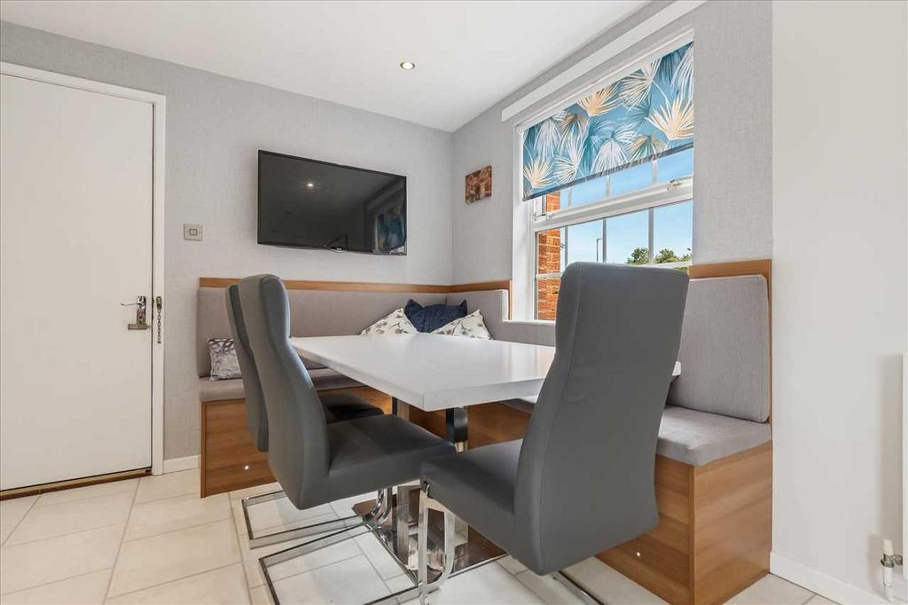 Breakfasting Nook