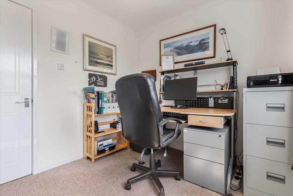 Bedroom Four (2)