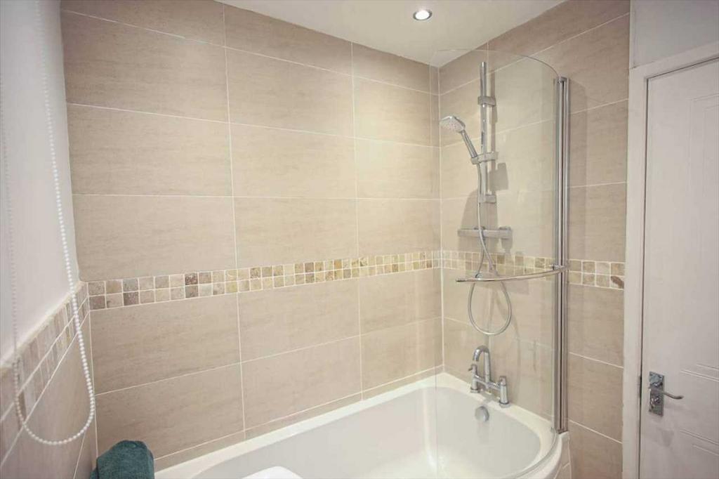 Bathroom (2)