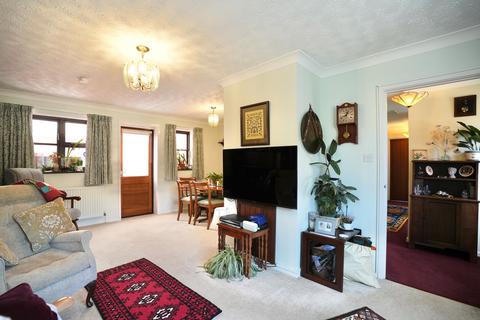 3 bedroom detached bungalow for sale, High View Park, Cromer, NR27