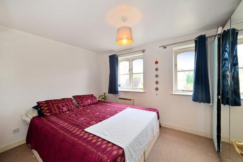 56 Wheat Sheaf Close, London, E14 9UU