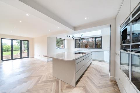 5 bedroom detached house for sale, Church Lane, Leeds LS7
