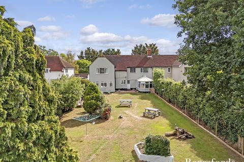 undefined, Watchouse Green, Braintree Road, Felsted, CM6