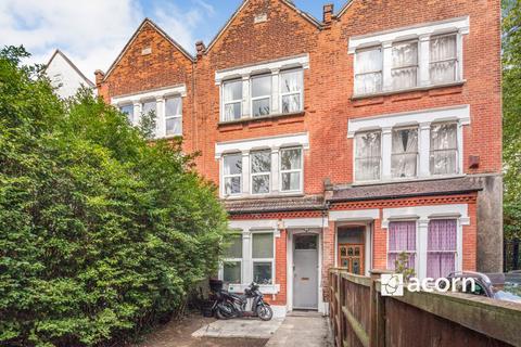 2 bedroom flat to rent, Knights Hill West Norwood SE27
