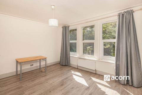 2 bedroom flat to rent, Knights Hill West Norwood SE27