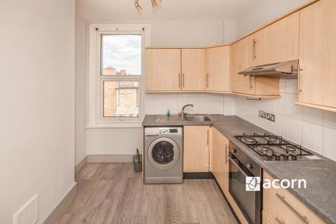 2 bedroom flat to rent, Knights Hill West Norwood SE27
