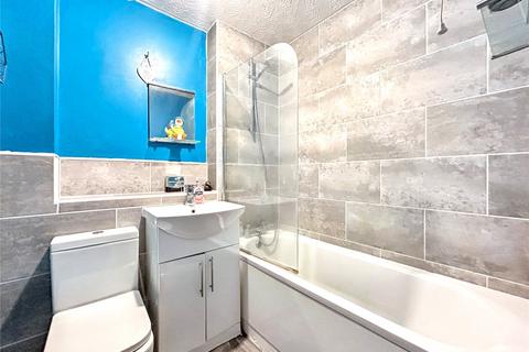 1 bedroom flat for sale, Meresborough Road, Rainham, Gillingham, Kent, ME8